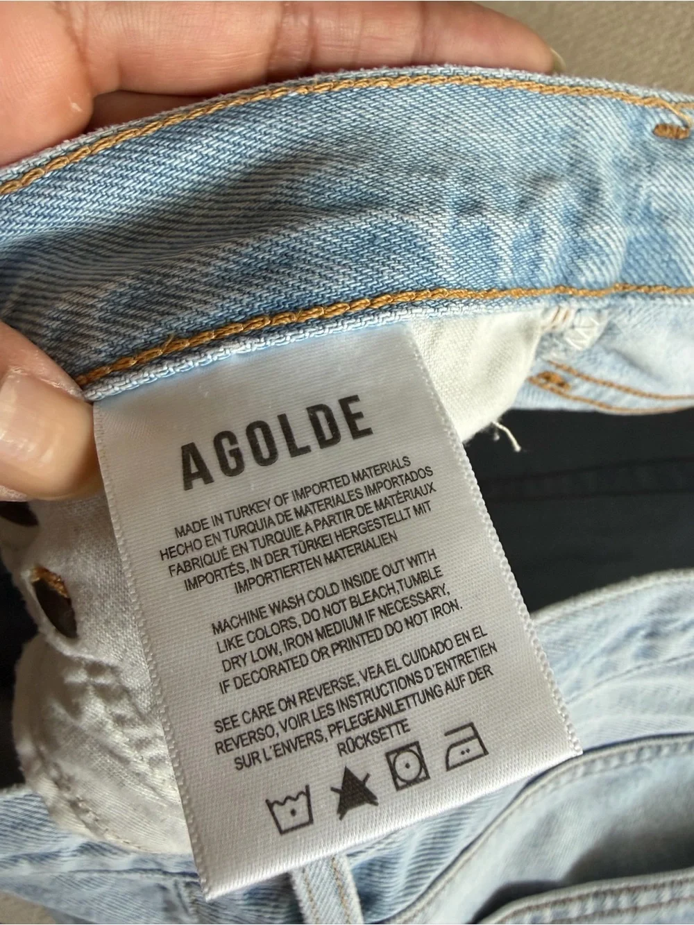Agolde Light “Twister” Wash High-Rise Long Vintage Wash Denim Shorts Sz 30